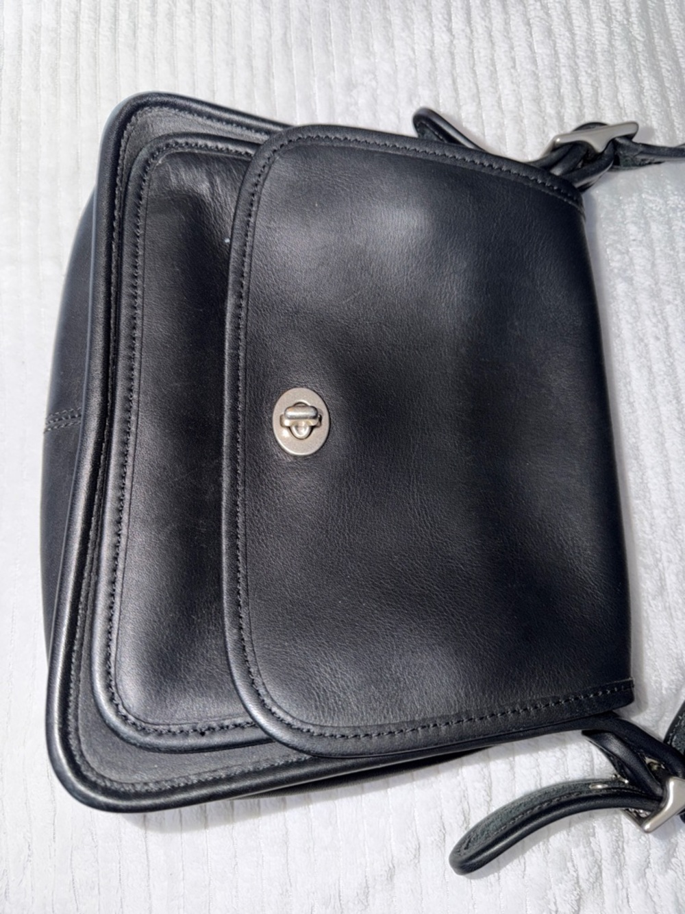 Coach Black Leather Turn-Lock Crossbody Bag - Picture 7 of 14